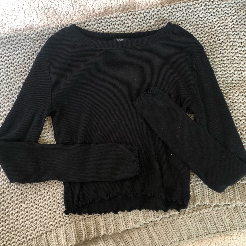 Cropped and robbed long sleeve shirt
